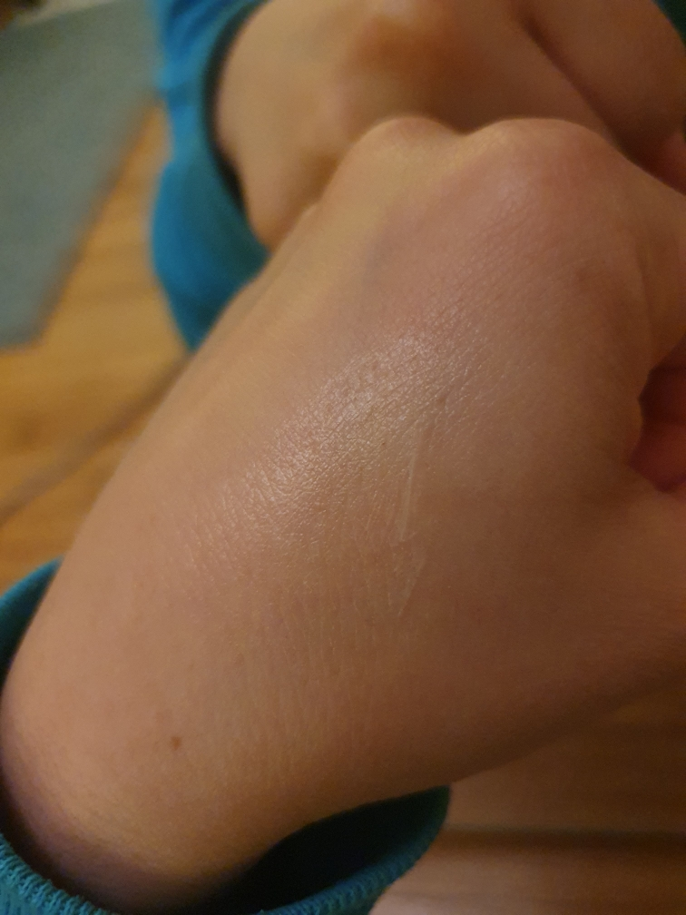 SIDMOOL Centella Good Spot Cream review image