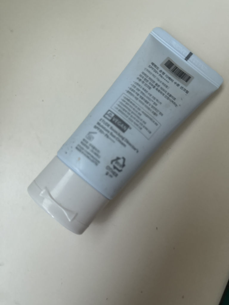 純正ディレクター水分サンクリーム [SPF50+/PA++++]のリアルなユーザー写真