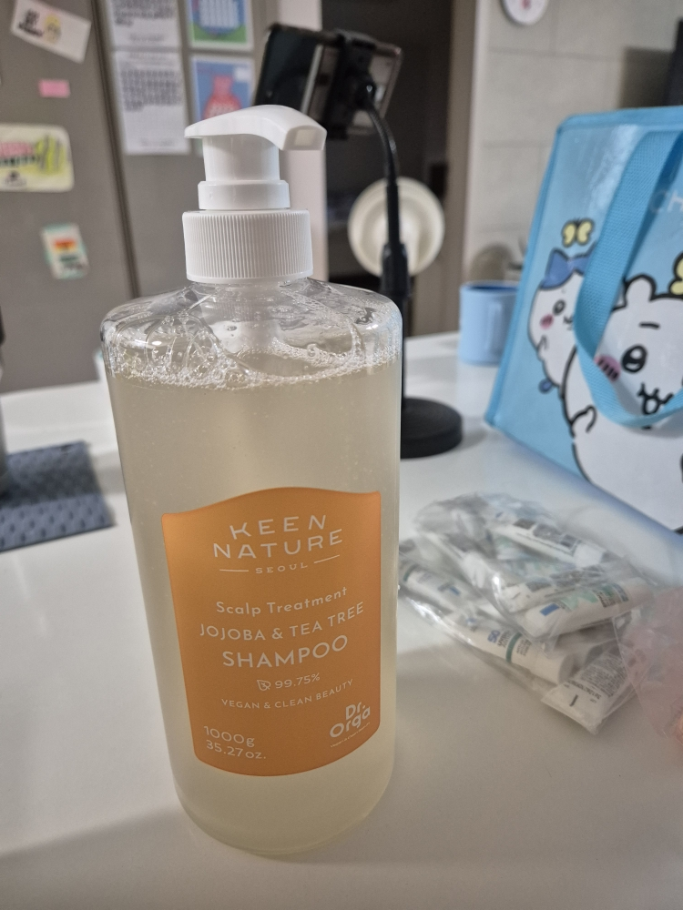 头皮护理荷荷巴茶树洗发水的真实用户使用照片