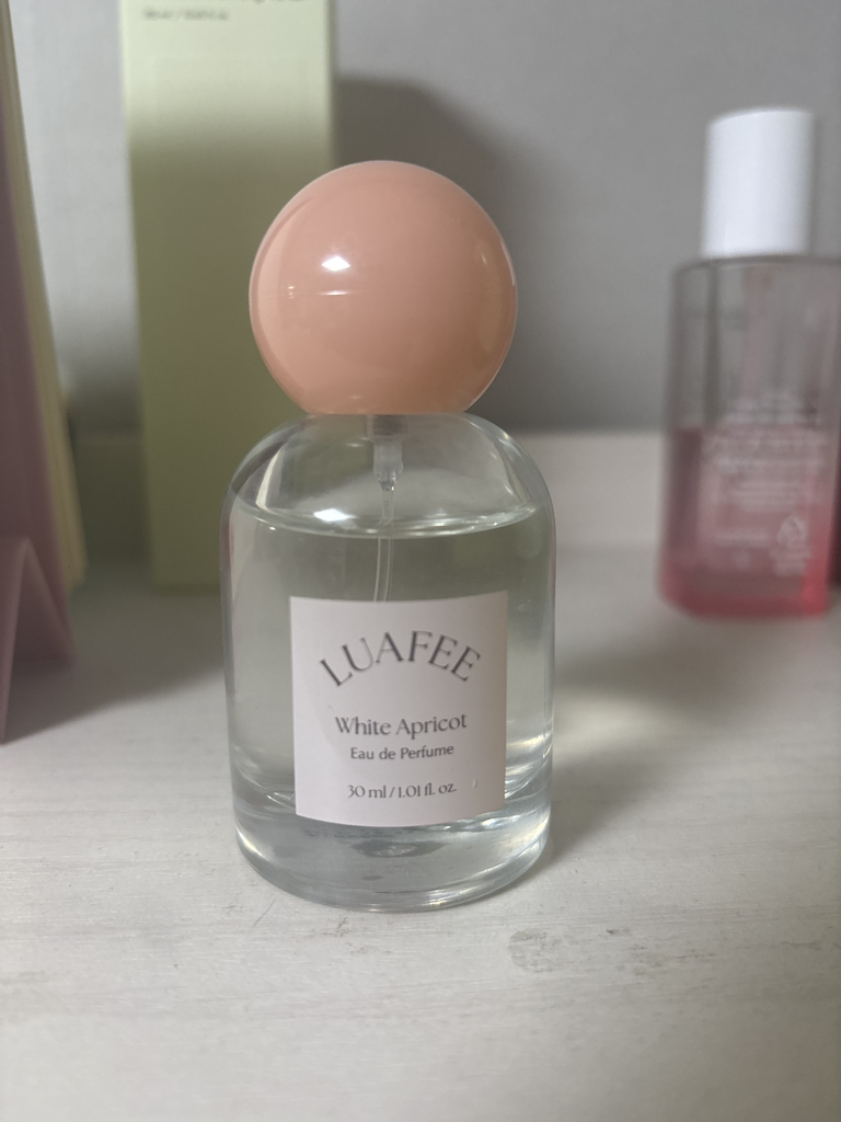★LUAFEE★ White Apricot Eau de Perfume 30ml LUAFEE White Apricot 30ml Eau de Perfume Fragrance New Japan