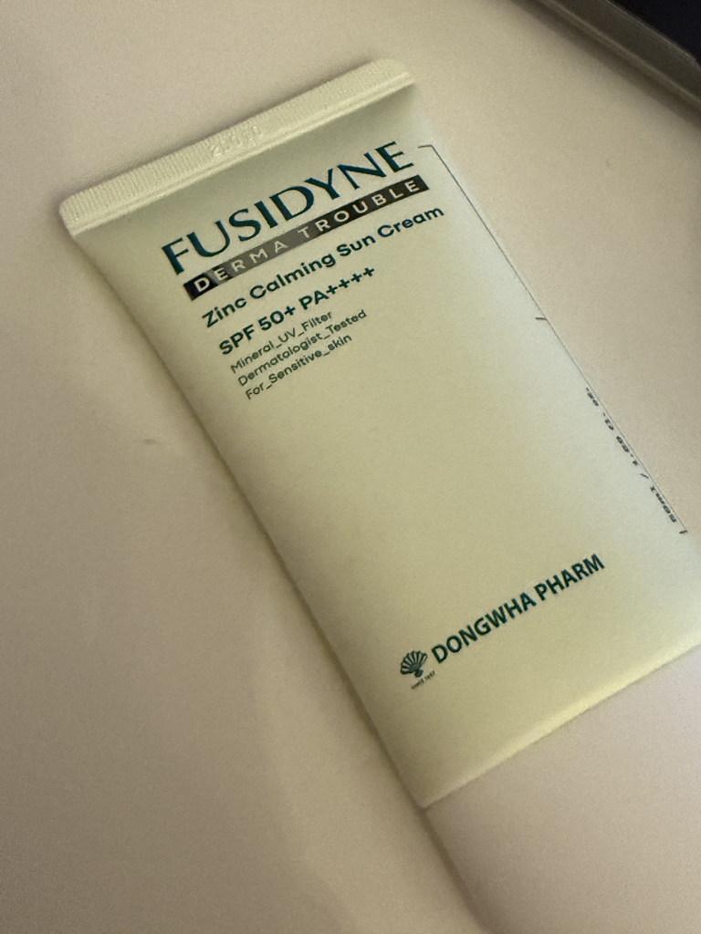후시다인 (Fusidyne) 더마 트러블 징크 카밍 선크림 [SPF50+/PA++++] review image