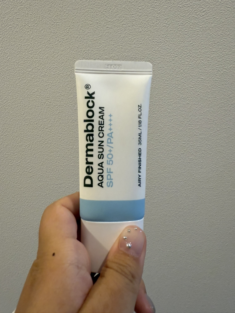 더마블록 (Dermablock®) 선크림 [SPF50+/PA++++] [수분] review image