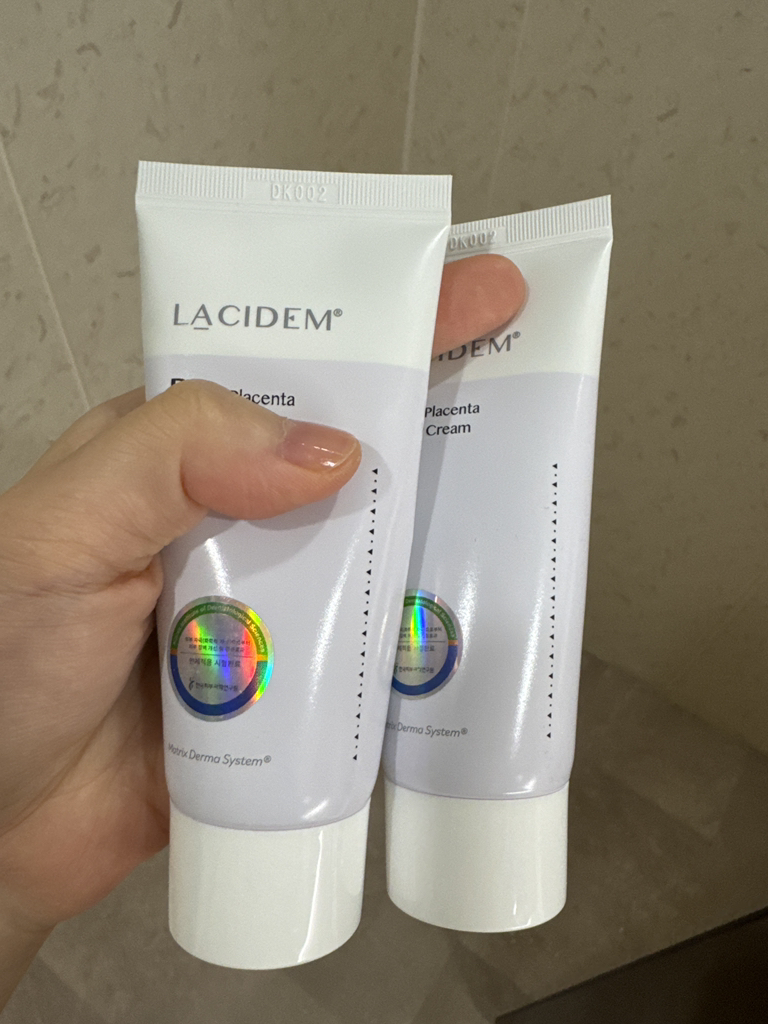LACIDEM 芳香植物胎盘修复面霜 common.review image