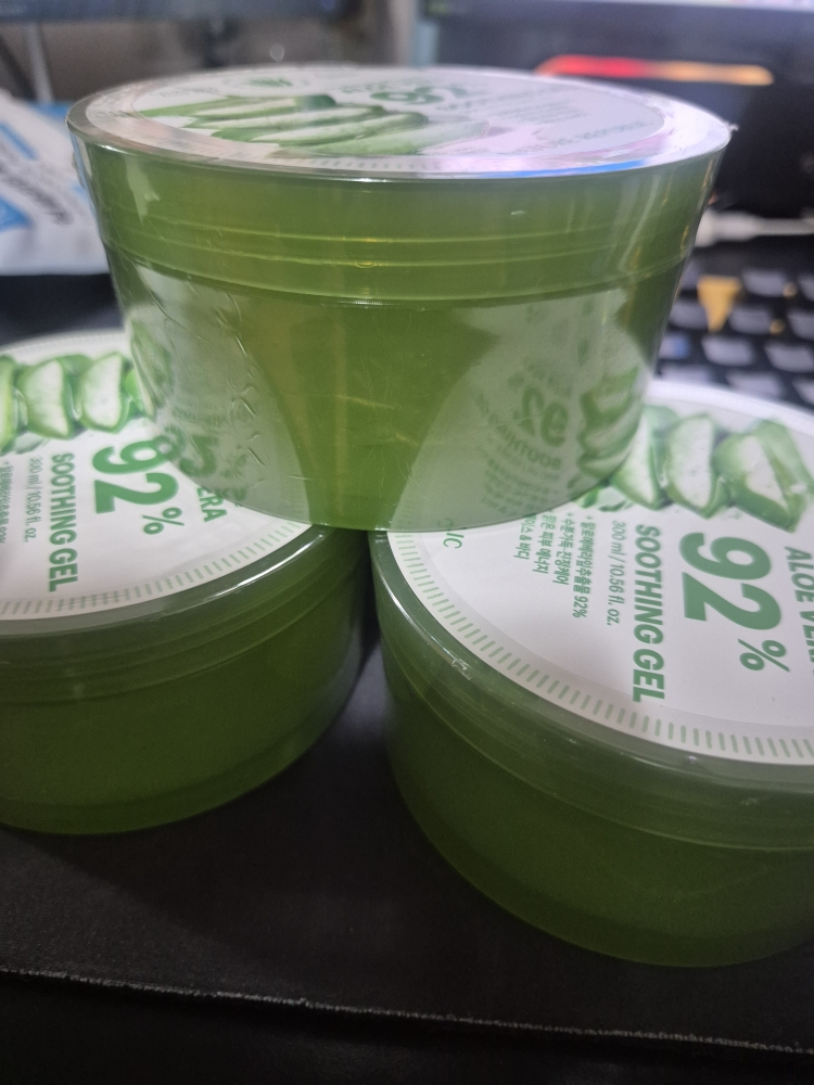 舒缓与保湿芦荟凝胶的真实用户使用照片