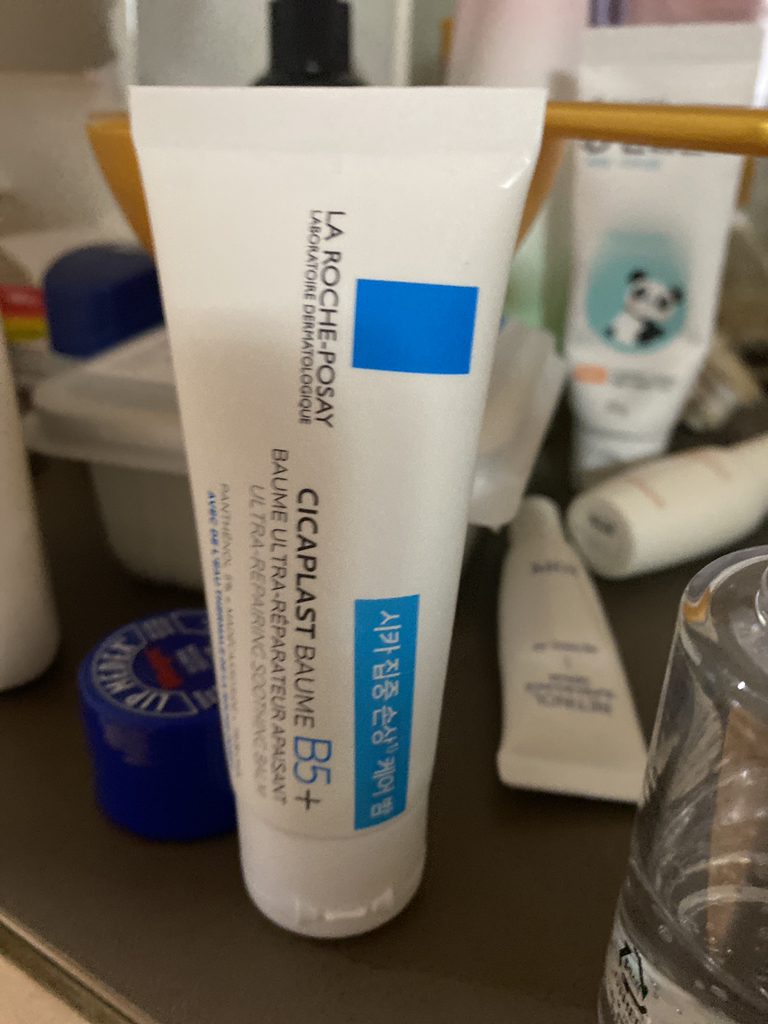 (国际）Cicaplast 修护膏 B5 [SPF50］的真实用户使用照片