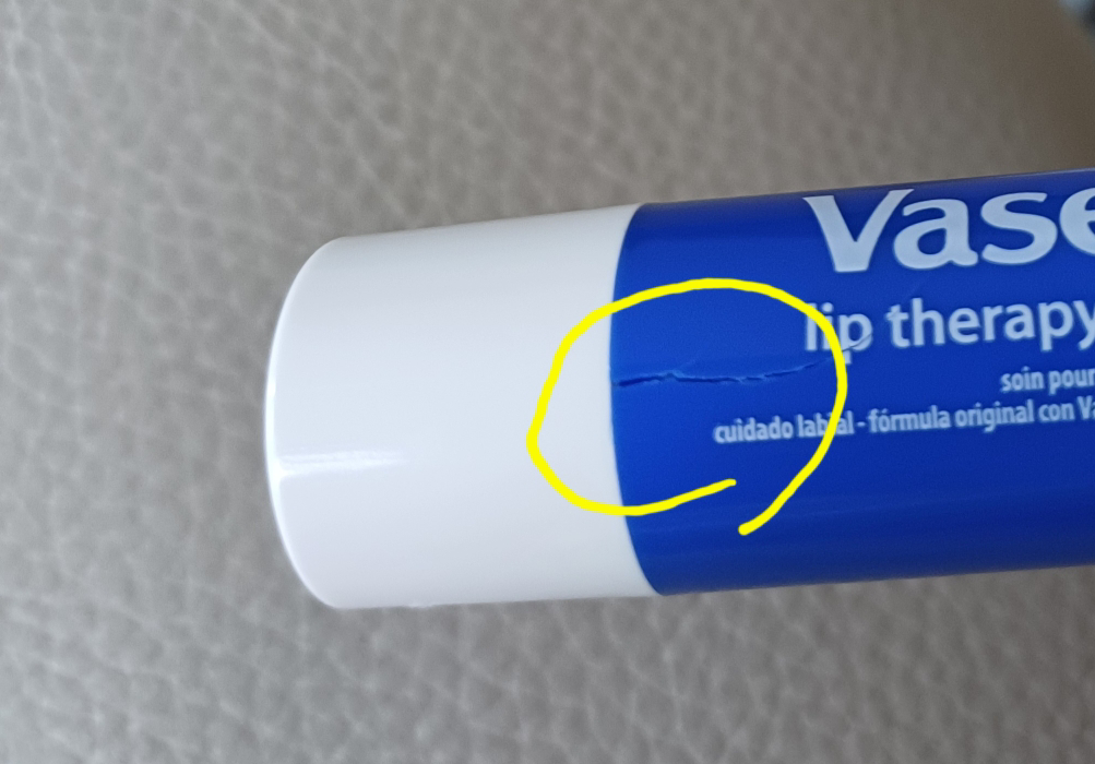 (联合利华）唇部护理润唇膏 [原味］的真实用户使用照片