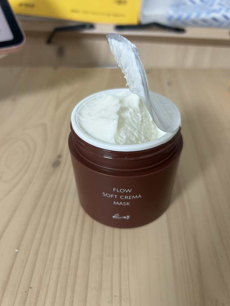코이 (Koy) 플로우 소프트 크레마 마스크 review image