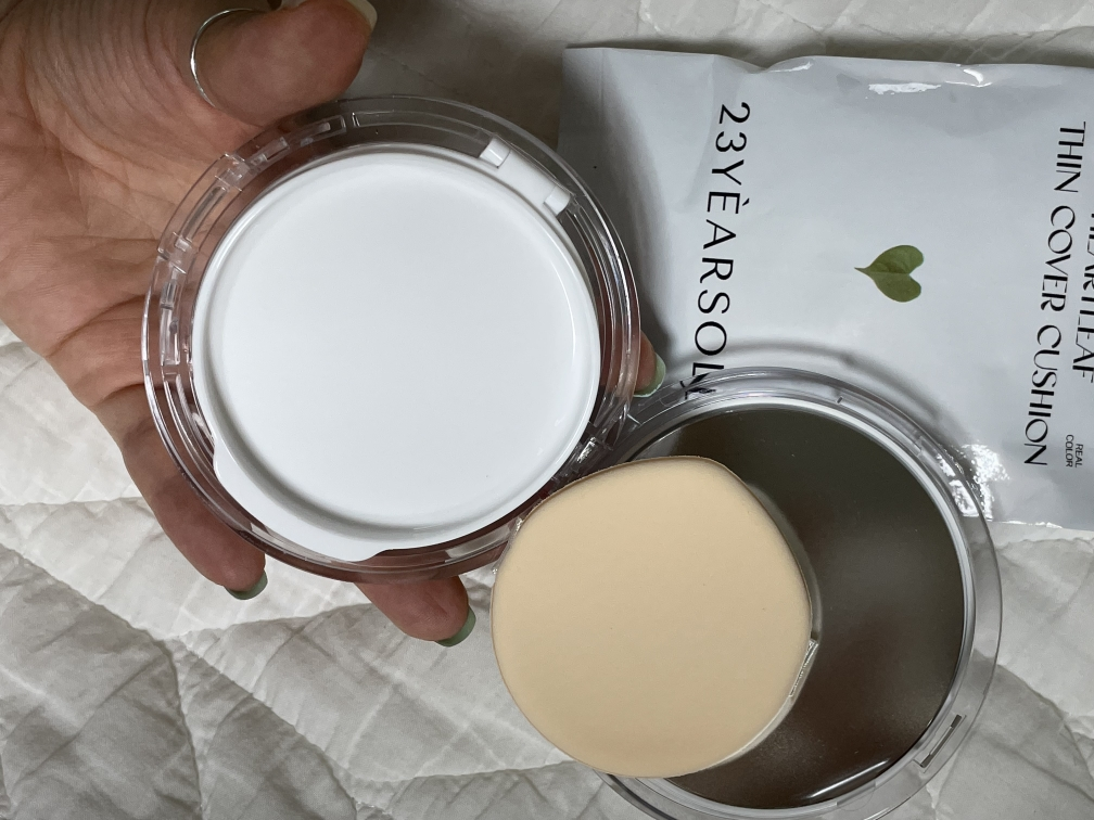 心形丝绒遮瑕气垫 [SPF50+/PA++++] [21号棉花糖米色]的真实用户使用照片