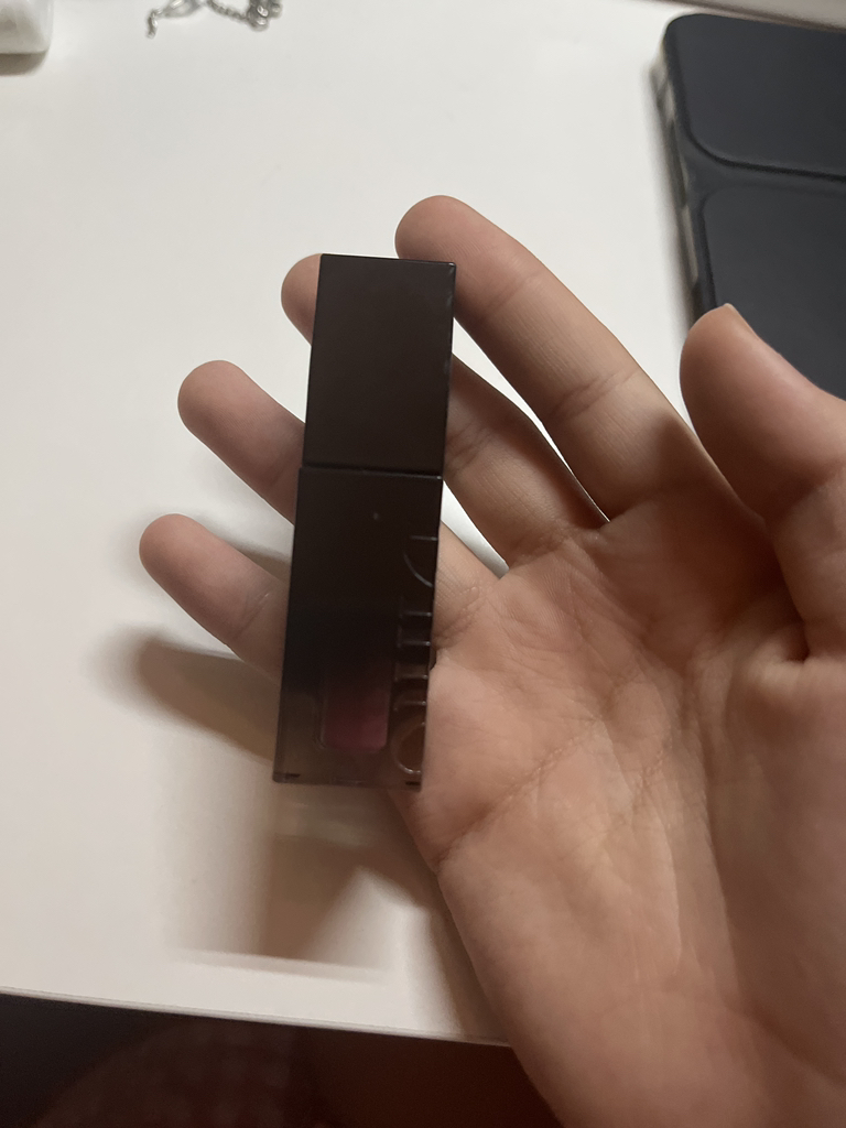 布鲁格洛伊唇彩 [219 阿维玛利亚]的真实用户使用照片