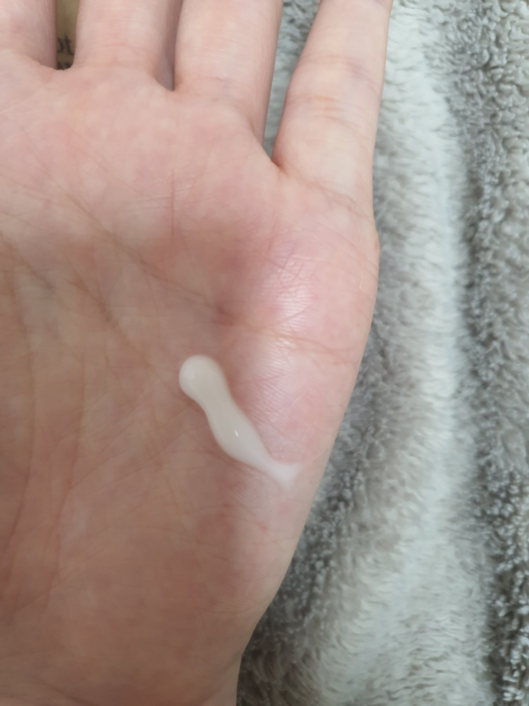 胡萝卜胡萝卜素舒缓霜的真实用户使用照片