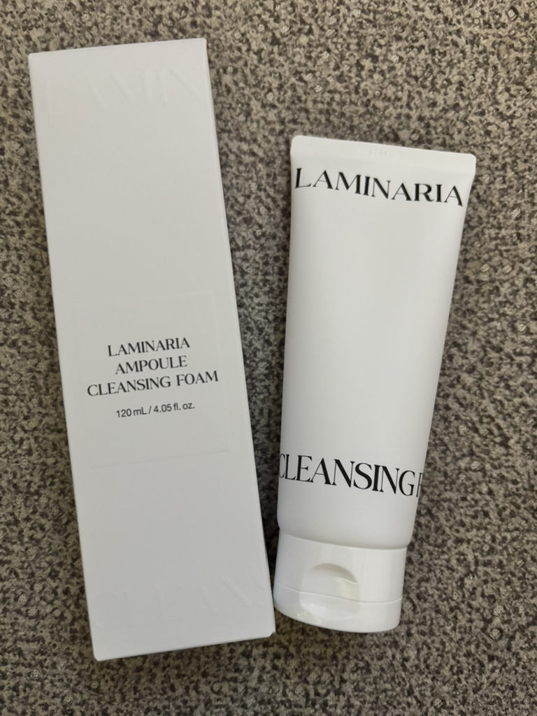 맥스클리닉 (MAXCLINIC) 포어리스 딥 모공 폼클렌징 review image