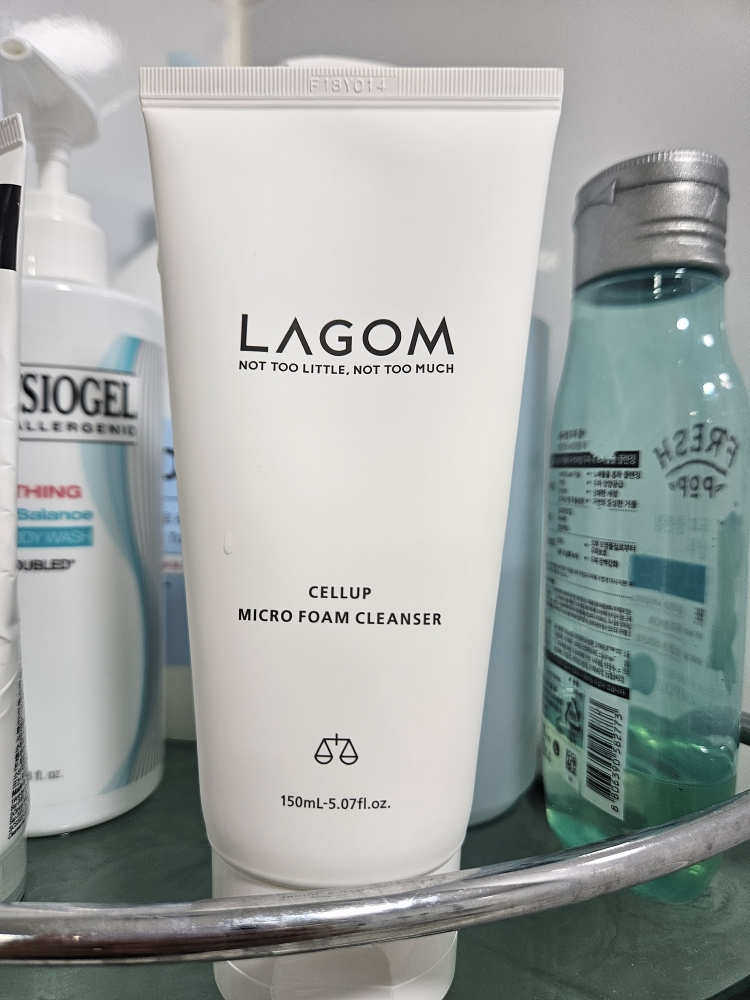LAGOM PH 修复洁面泡沫 common.review image