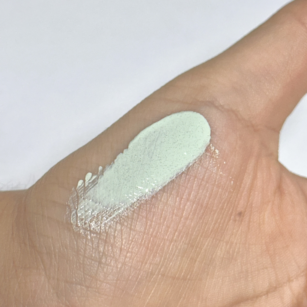 CC 红色校正霜 [SPF25]的真实用户使用照片