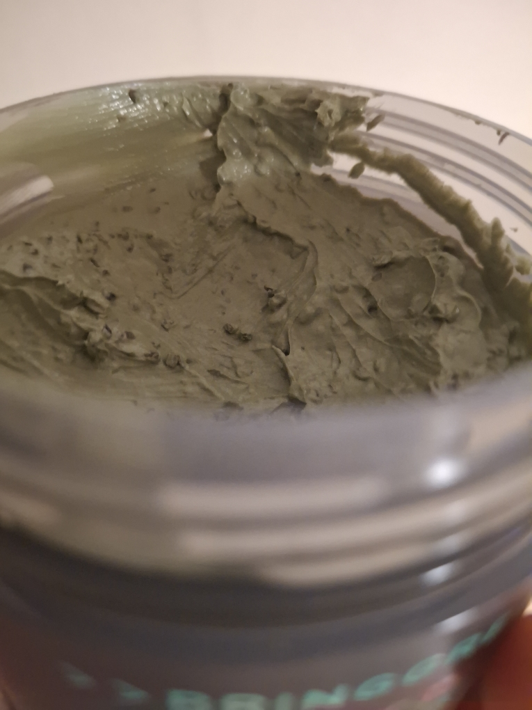 茶树精华毛孔清洁面膜的真实用户使用照片