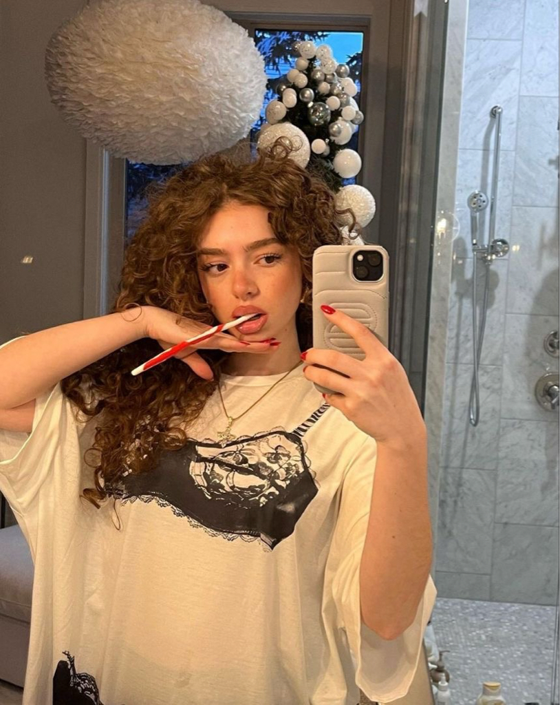 al********** profile image