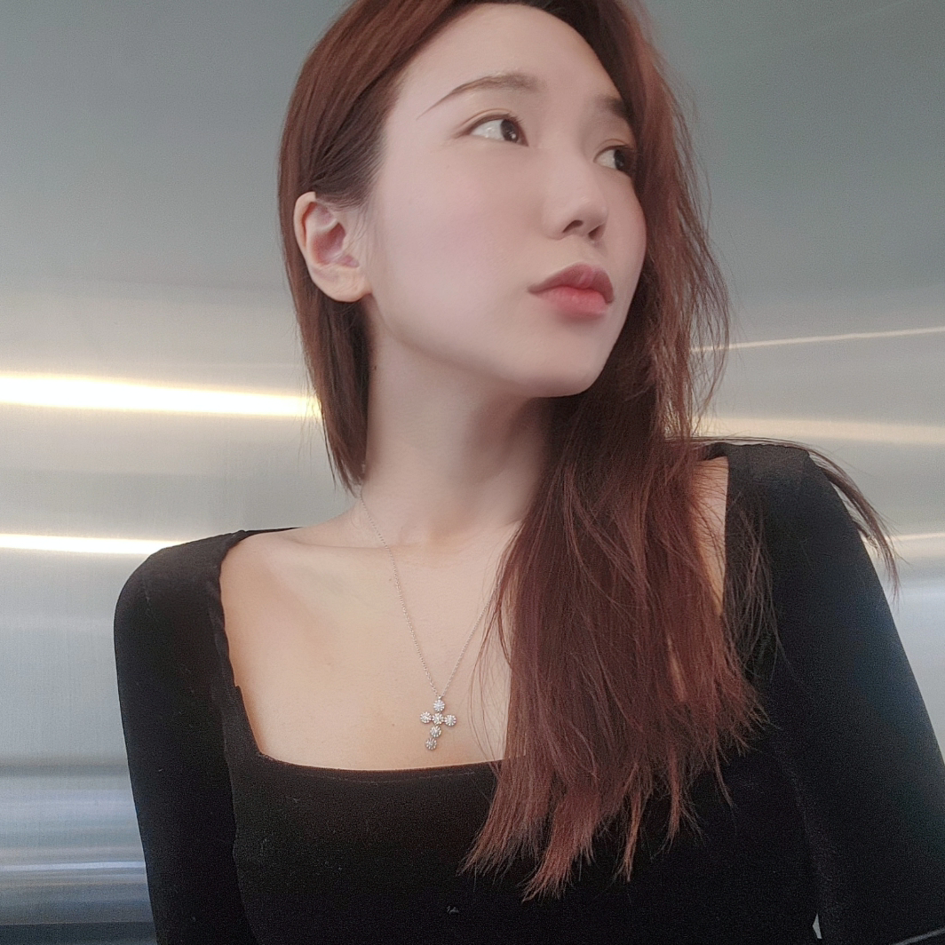 j1*** profile image