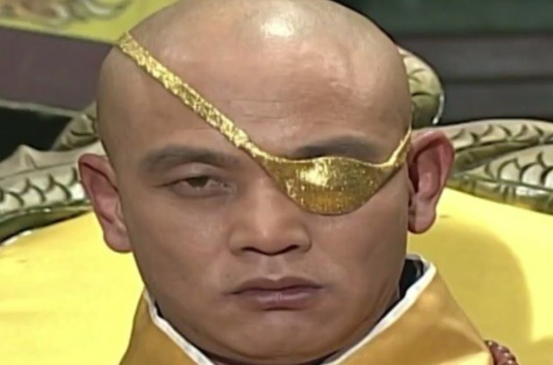 1e***** profile image