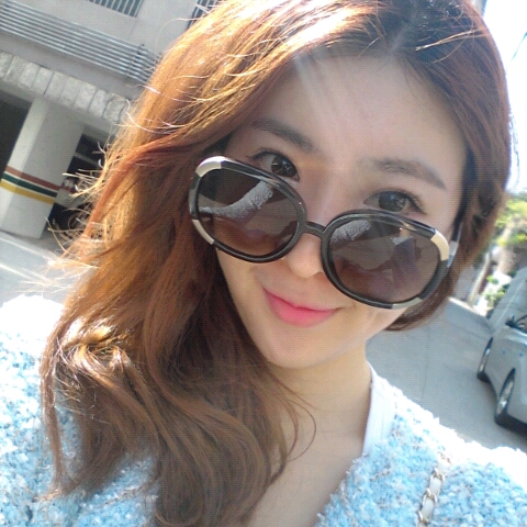 ly**** profile image