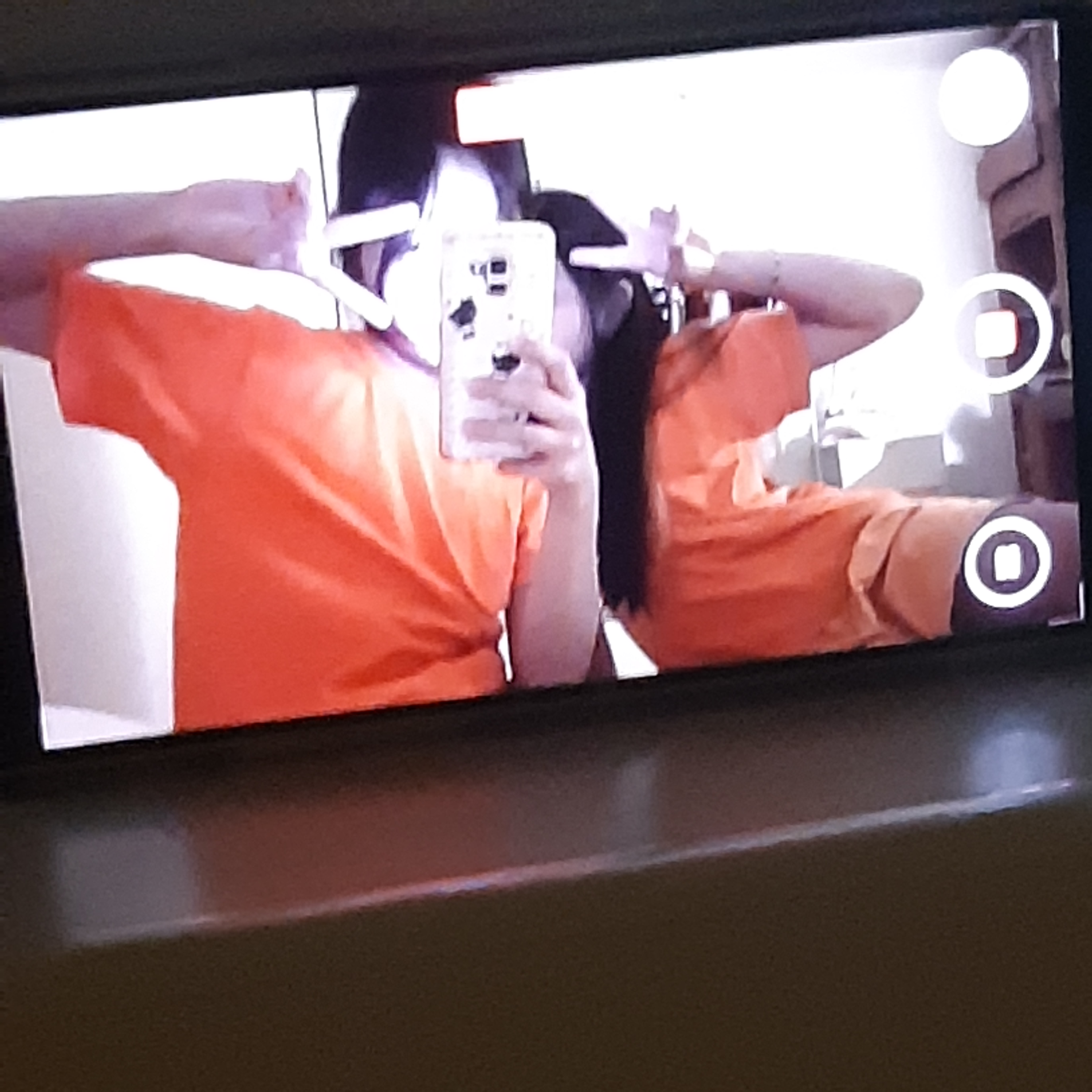 lo*********** profile image