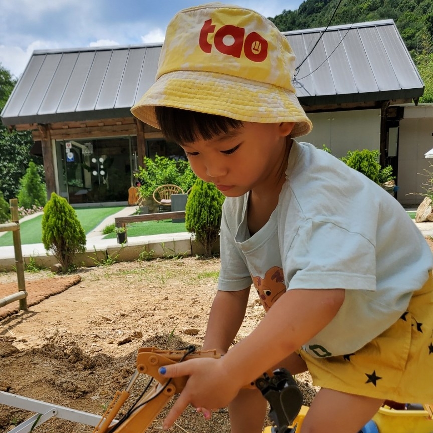 sh**** profile image