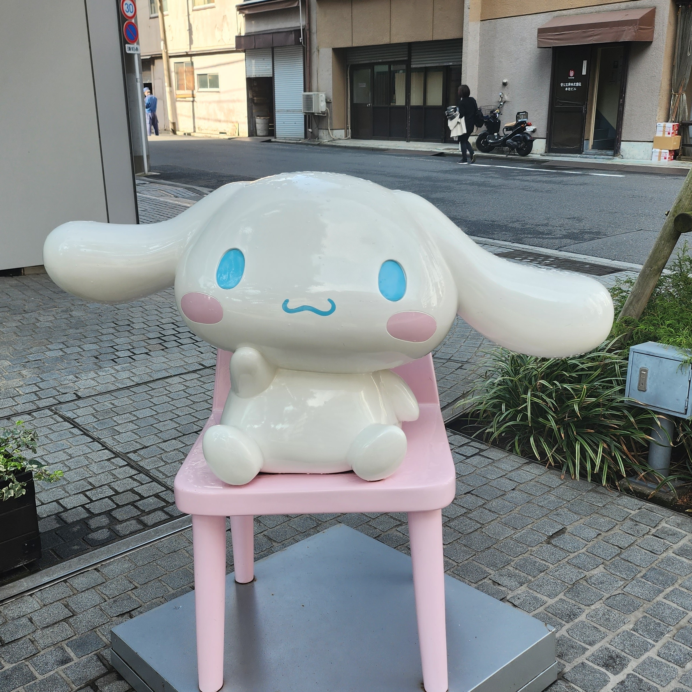 ej****** profile image