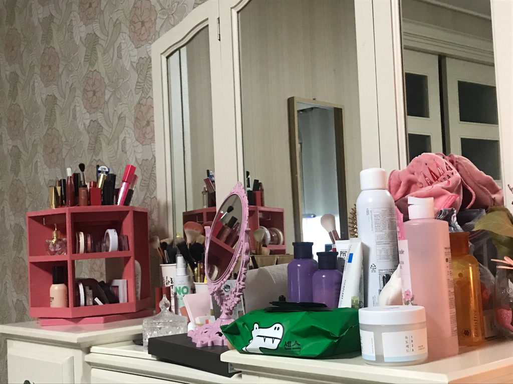 uj***** profile image