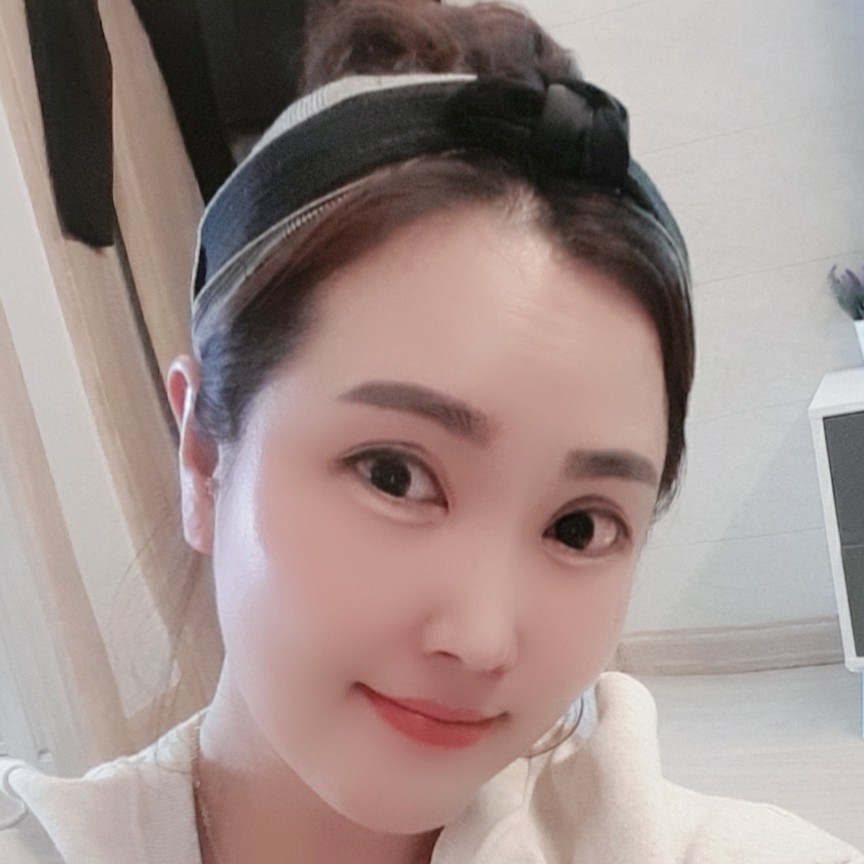 am**** profile image